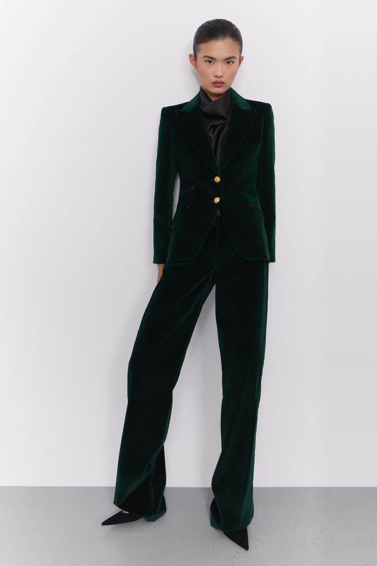 Oliva Green Velvet Blazer - Limited Edition