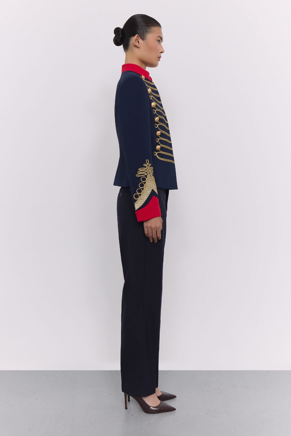 Blazer azul marino con soutache Lancelot - Edición Limitada