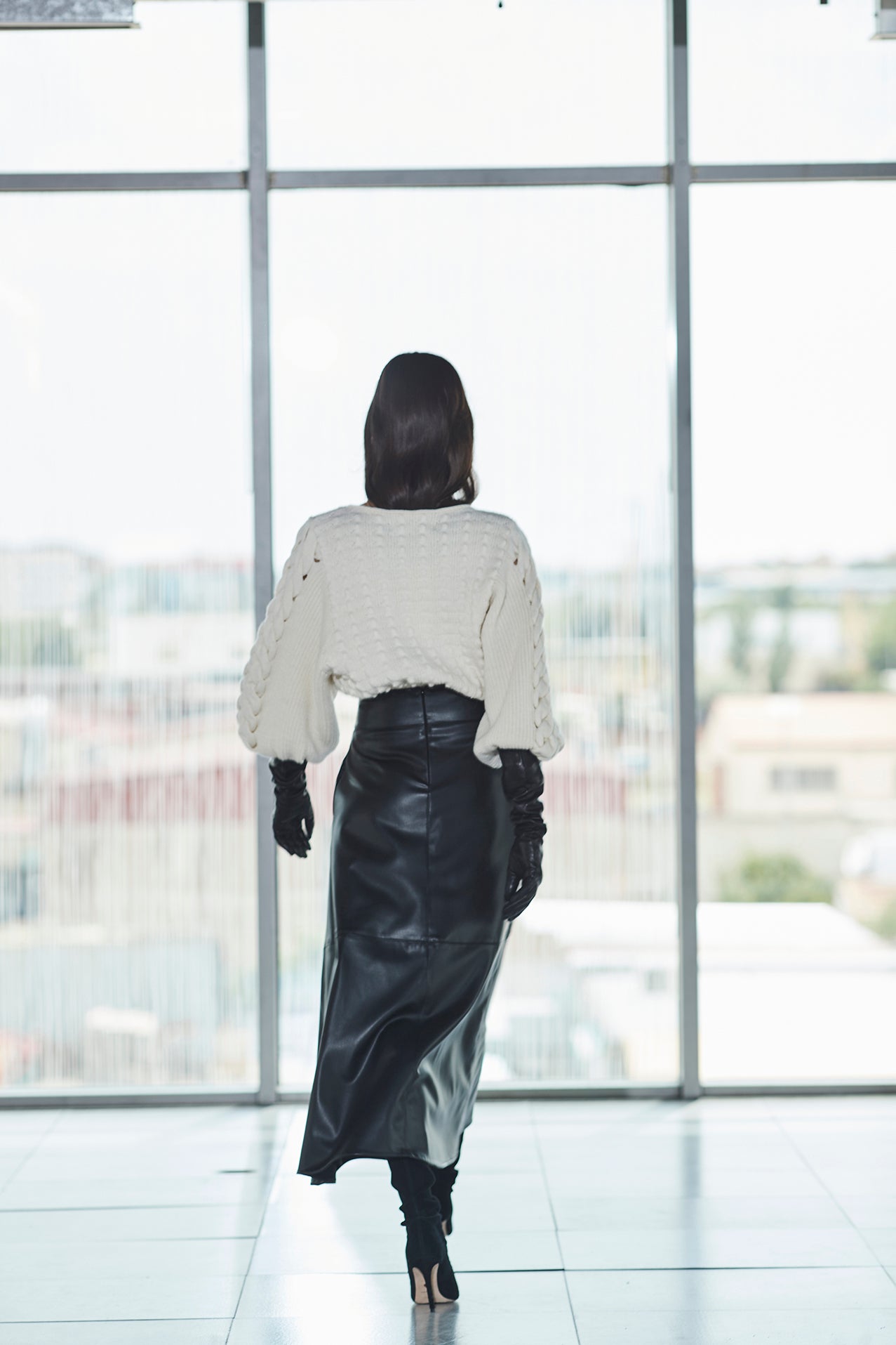 Falda midi ecopiel negra Olive - Edición Limitada
